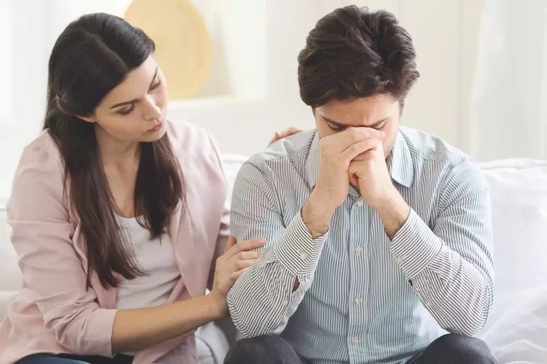 آنچه همسر یک معتاد باید بداند